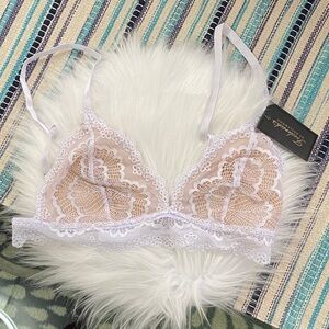 Frederick's of Hollywood Caroline lace overlay triangle cup bralette size small